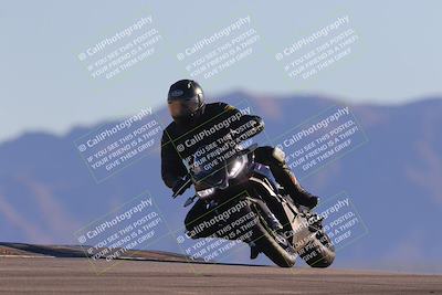 media/Nov-06-2023-Moto Forza (Mon) [[ce023d0744]]/3-Intermediate Group/Session 5 (Turn 9)/